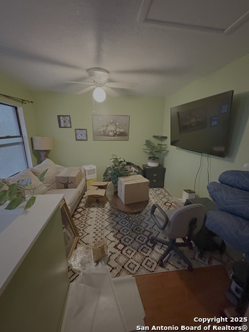 Image 7 of 14 For 12731 Huntsman View