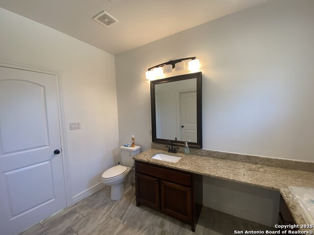 Image 26 of 47 For 3731 Flyn Y