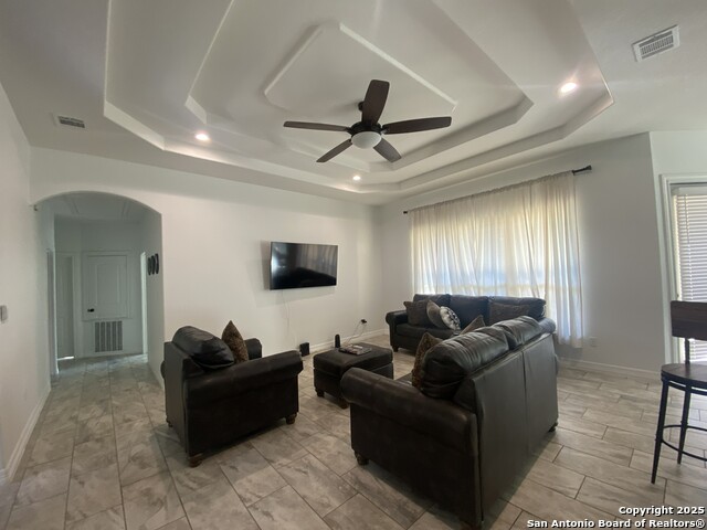 Image 7 of 47 For 3731 Flyn Y