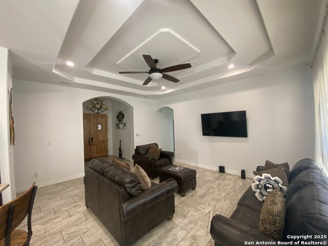 Image 8 of 47 For 3731 Flyn Y