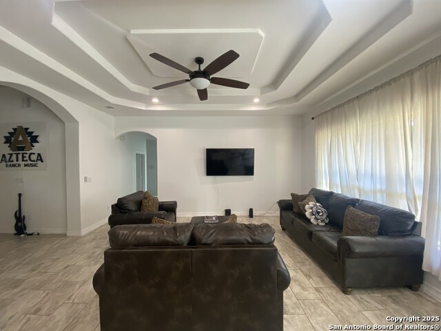 Image 9 of 47 For 3731 Flyn Y