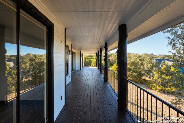 Image 14 of 62 For 141 Oak Shores