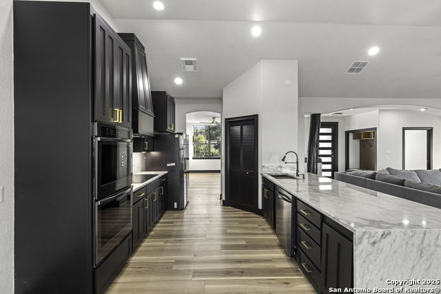 Image 27 of 62 For 141 Oak Shores