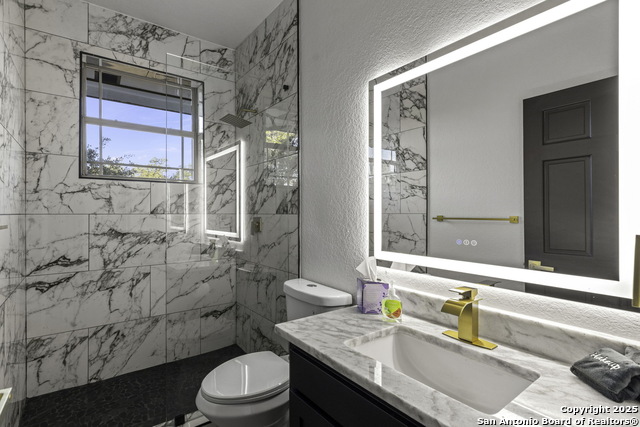 Image 49 of 62 For 141 Oak Shores