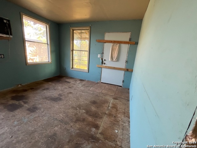 Image 11 of 13 For 14127 Pheasant