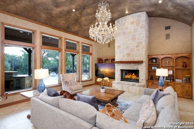 Image 13 of 36 For 26730 Rockwall Pkwy