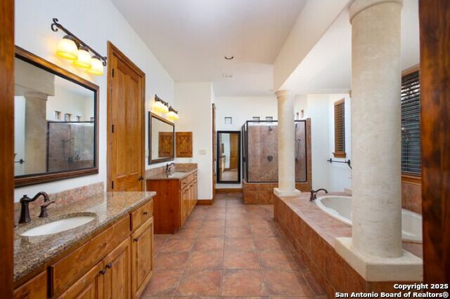 Image 24 of 36 For 26730 Rockwall Pkwy