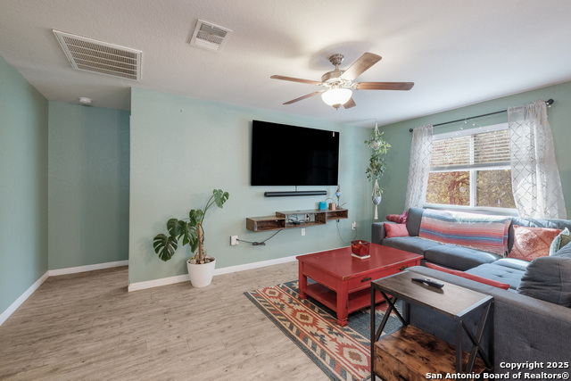 Image 19 of 24 For 10311 Relic Oaks