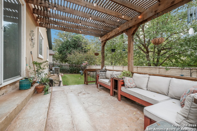 Image 21 of 24 For 10311 Relic Oaks