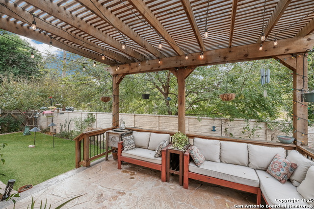 Image 22 of 24 For 10311 Relic Oaks