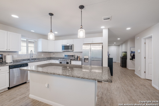 Image 5 of 24 For 10311 Relic Oaks