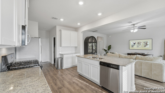 Image 18 of 47 For 117 Sailors Way