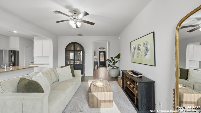 Image 27 of 47 For 117 Sailors Way