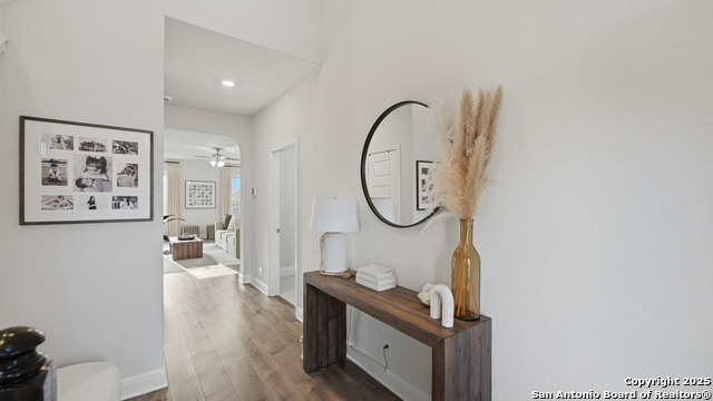 Image 4 of 47 For 117 Sailors Way