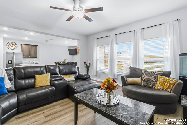 Image 7 of 31 For 9315 Bennett Forest