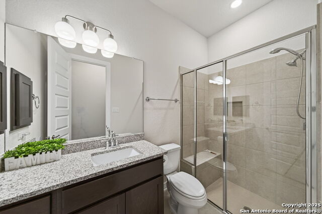 Image 22 of 39 For 123 Low Meadow