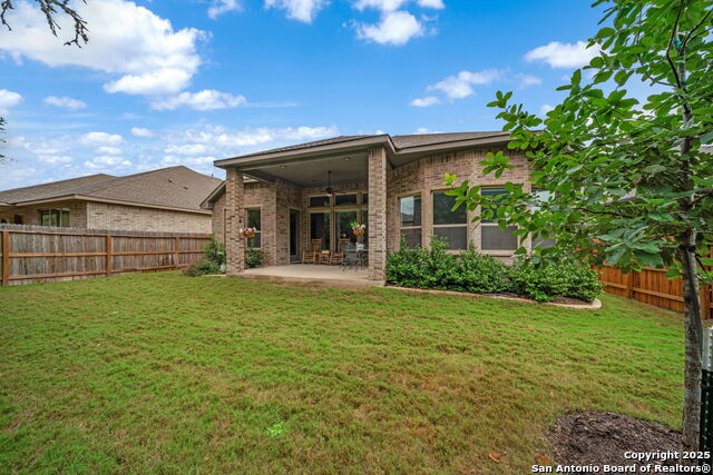 Image 30 of 39 For 123 Low Meadow