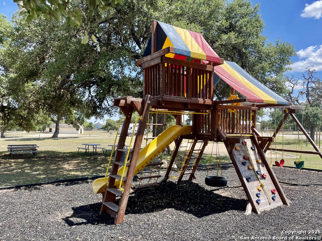 Image 25 of 28 For Lot 22 Pr 1507