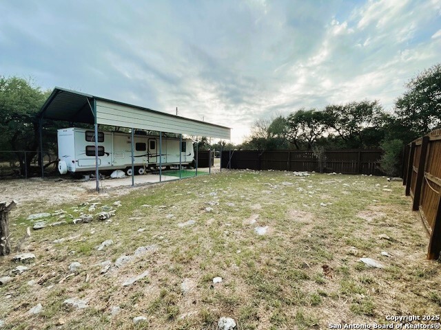 Image 6 of 28 For Lot 22 Pr 1507