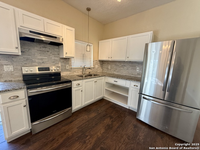 Image 10 of 21 For 8603 Ridge Flower