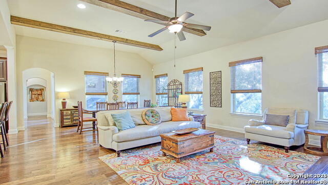 Image 15 of 50 For 909 Adriatic