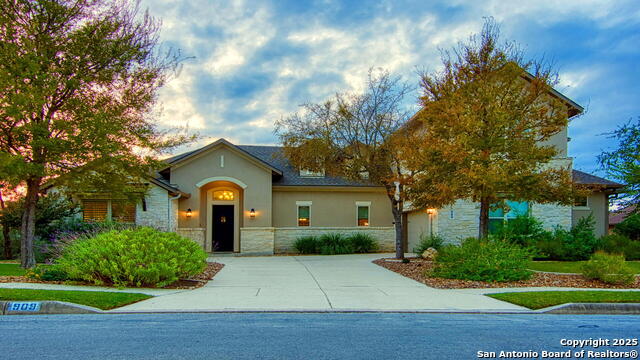 Image 4 of 50 For 909 Adriatic