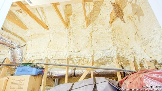 Image 42 of 50 For 909 Adriatic