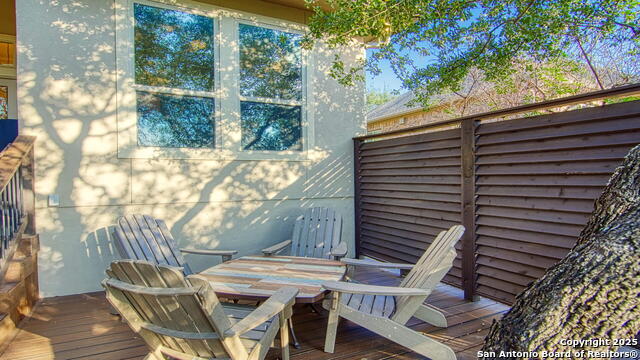 Image 46 of 50 For 909 Adriatic