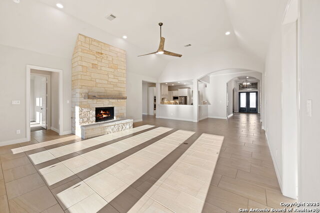 Image 5 of 24 For 917 Coolabah