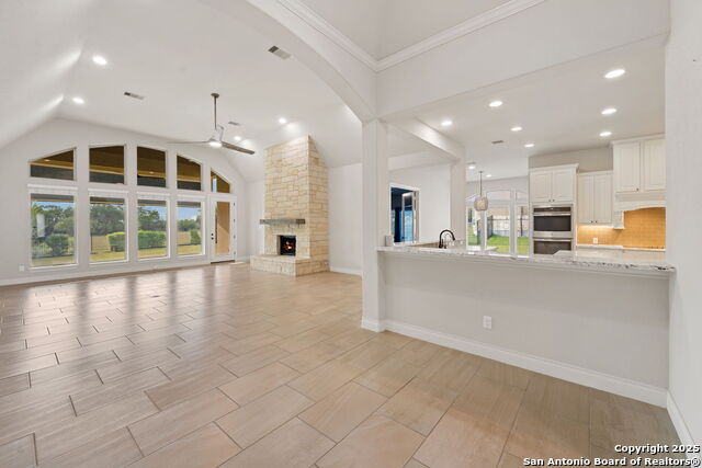 Image 6 of 24 For 917 Coolabah