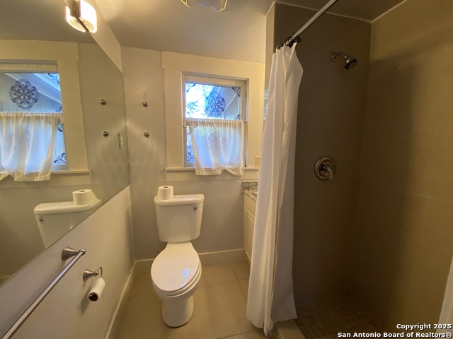 Image 16 of 21 For 135 Panama  