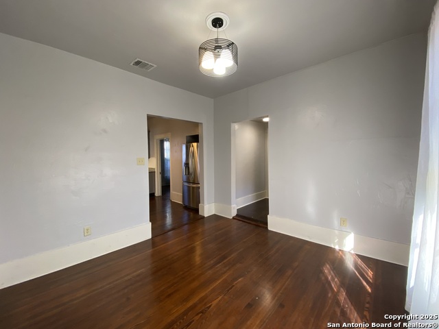 Image 9 of 21 For 135 Panama  