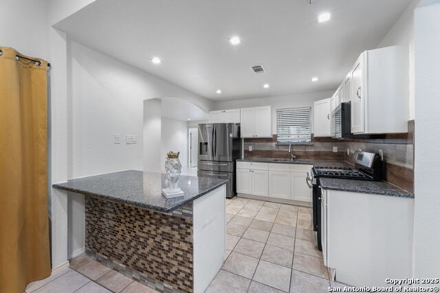 Image 8 of 34 For 507 Lovera