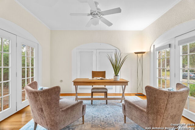 Image 27 of 30 For 247 Rosewood E