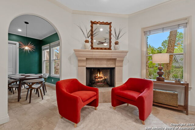 Image 13 of 35 For 205 Hubbard  2