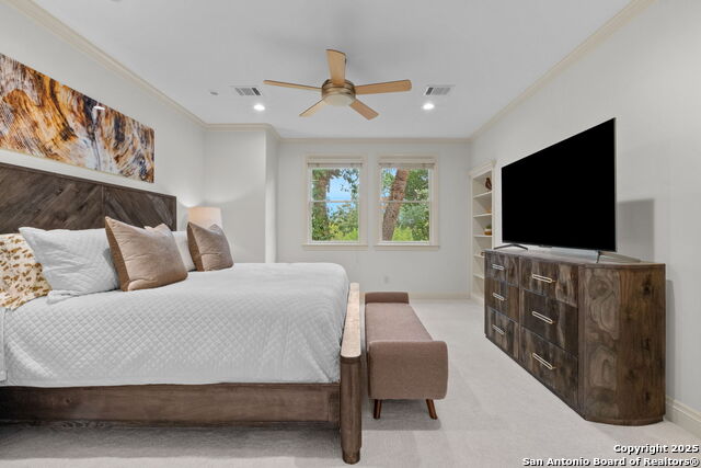 Image 21 of 35 For 205 Hubbard  2