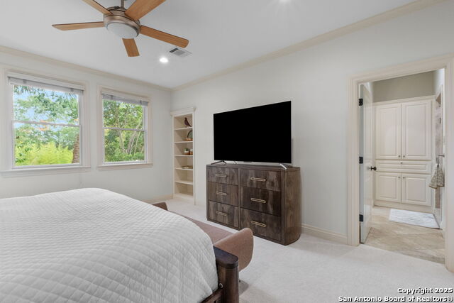 Image 22 of 35 For 205 Hubbard  2