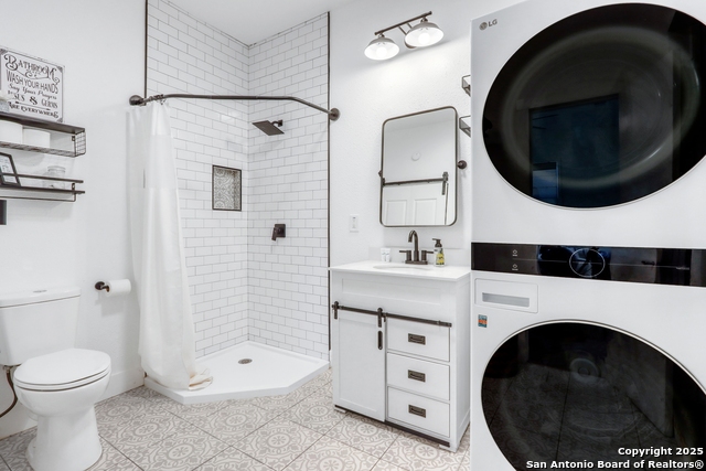 Listing photo id 21 for 569 Wright  