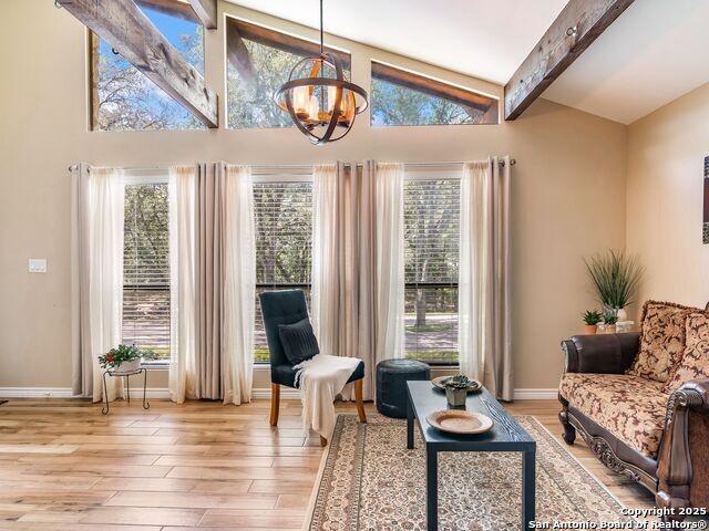 Image 10 of 52 For 101 Hunters Glen Dr