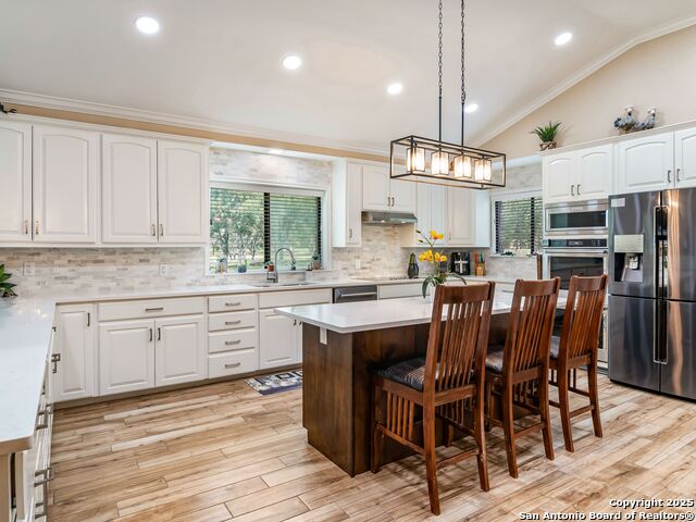 Image 18 of 52 For 101 Hunters Glen Dr