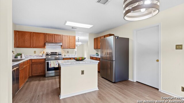 Image 6 of 23 For 10515 Westfield