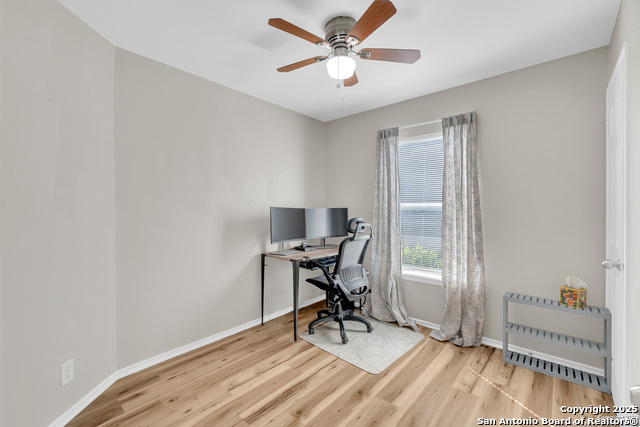 Image 13 of 24 For 8722 Ridge Moon