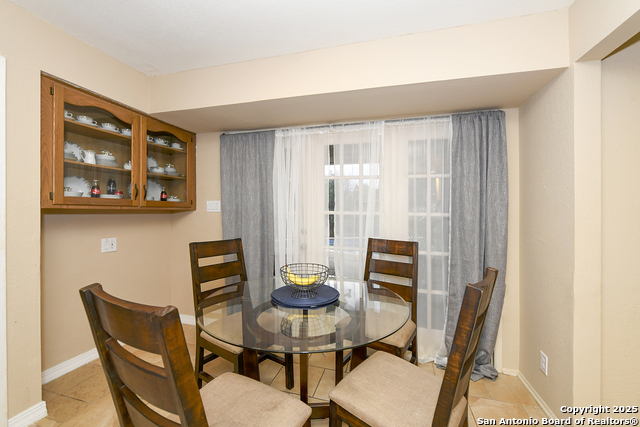 Image 14 of 34 For 8315 Delphian