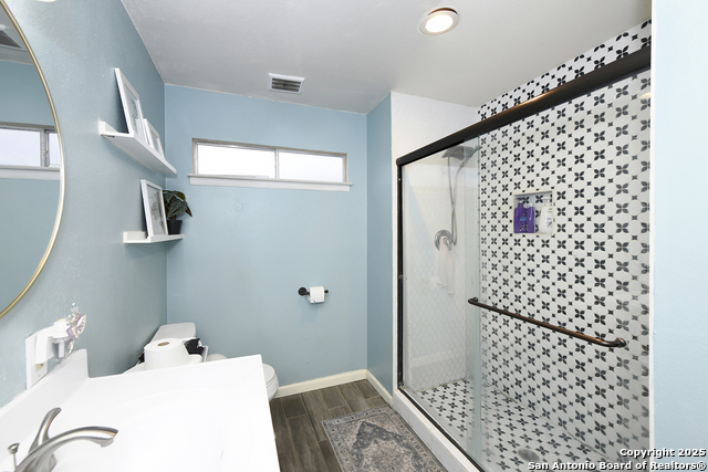 Image 21 of 34 For 8315 Delphian