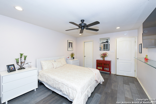 Image 23 of 34 For 8315 Delphian