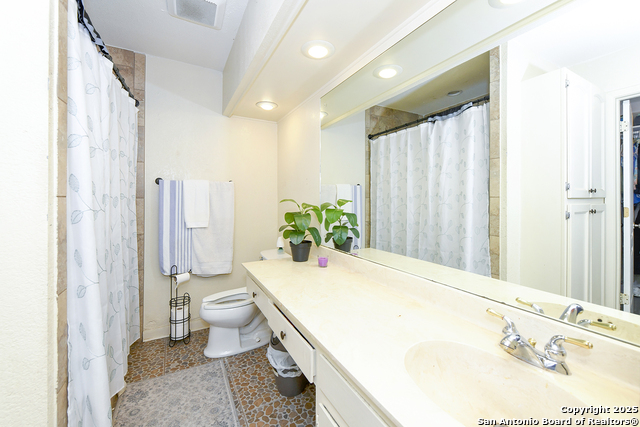 Image 24 of 34 For 8315 Delphian