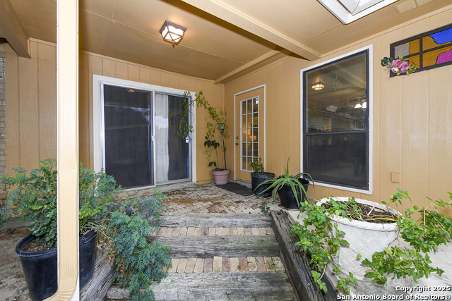 Image 31 of 34 For 8315 Delphian