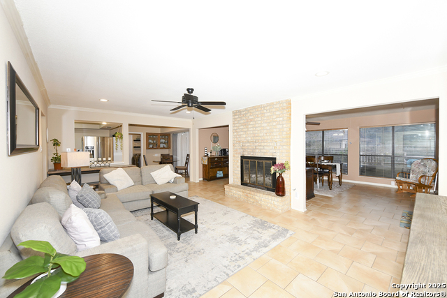 Image 5 of 34 For 8315 Delphian