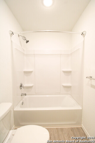 Image 11 of 39 For 3642 Millbrook Way