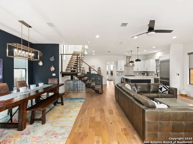 Listing photo id 6 for 507 Normandy Avenue